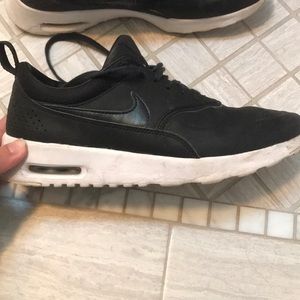 NIKE AIR MAX THEA BLACK